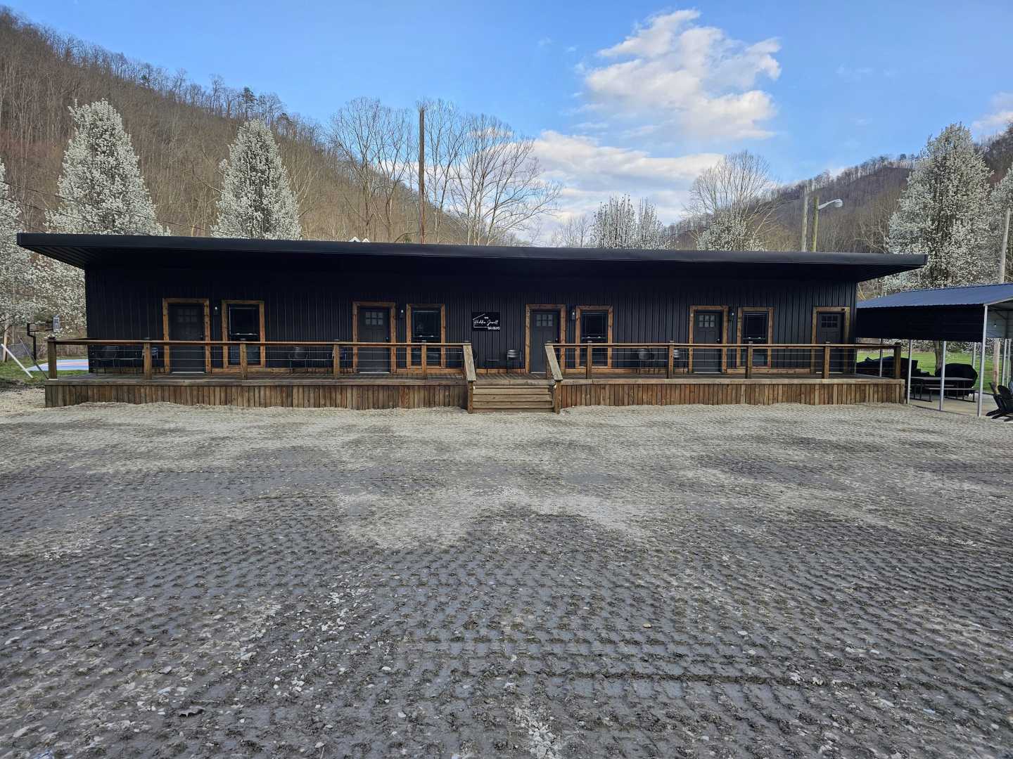 The Hidden Jewell Website Listing Photo
